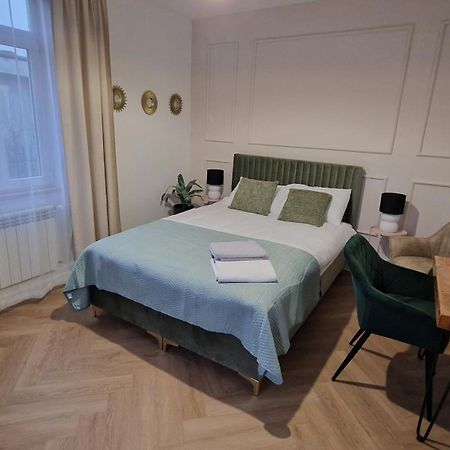 Brama Lwowska Apartamenty - Wiecej Na Www,Bramalwowska,Pl Zamosc  Exterior photo